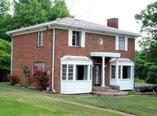 2996 Juanita St, Aliquippa, PA 15001