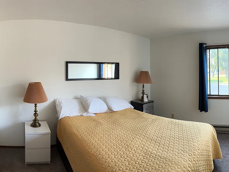 918 Roberts Ave #8 — Photo 4