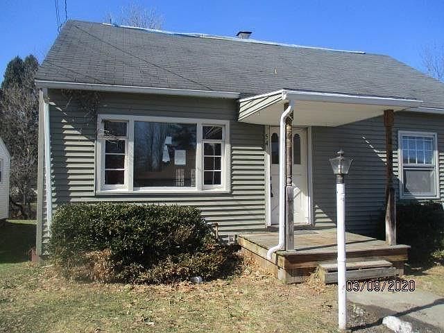 1st image of 54 Crowner Ave
