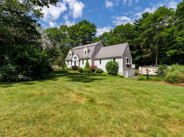 1 Lighthouse Lane, Forestdale, MA 02644