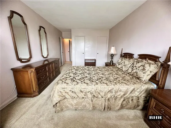 2265 Gerritsen Avenue image 12 of 16