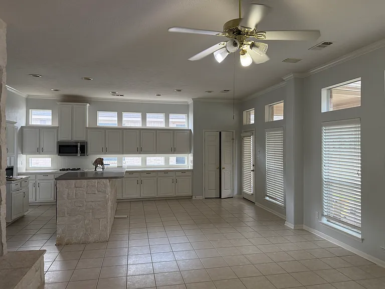 13639 Mansfield Point Ln — Photo 8