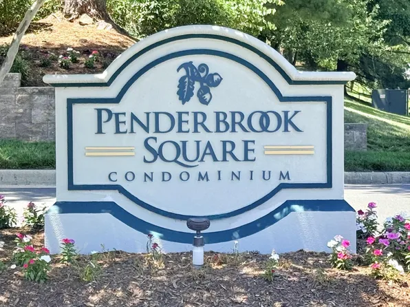 3908 Penderview Dr APT 638, Fairfax, VA 22033