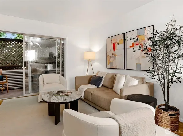 3406 W Government Way #7, Seattle, WA 98199