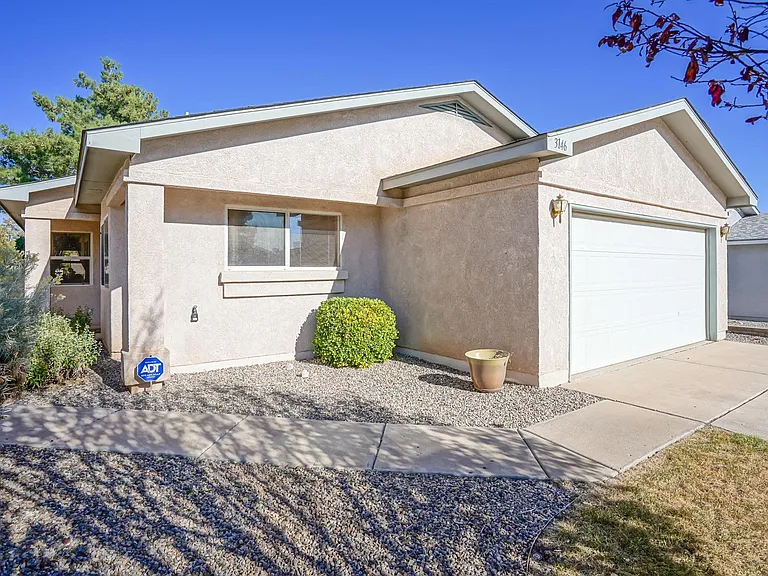 3146 Chama Meadows Dr NE — Photo 2
