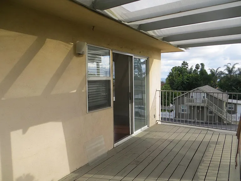 147 Mariposa Ave #F — Photo 25