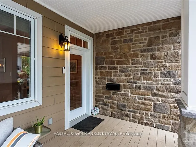 267 Kirchoffer Ave — Photo 4