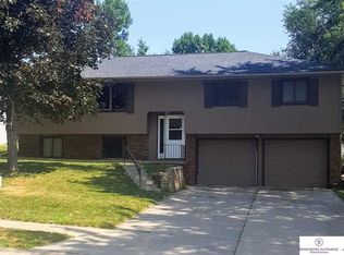 2323 N 113th St, Omaha, NE 68164