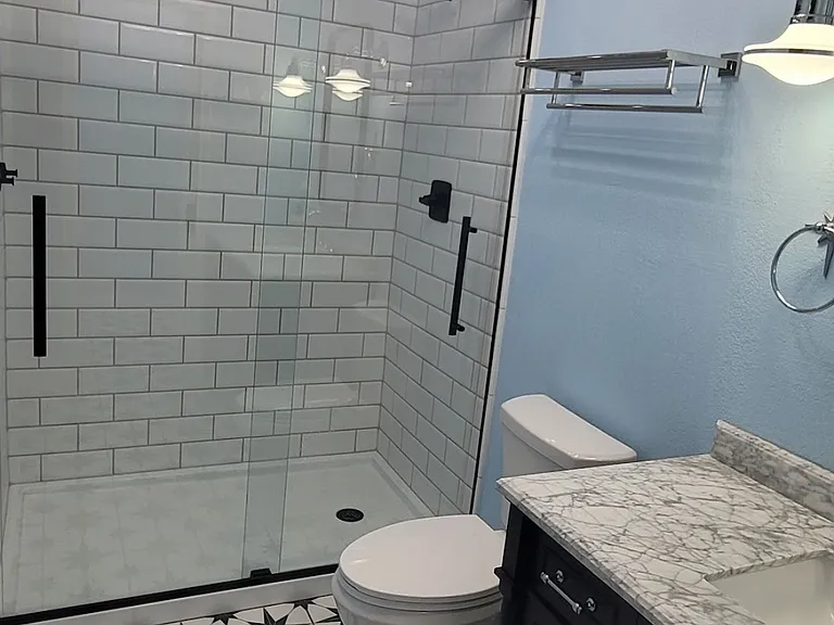 104 Auburn Dr — Photo 16