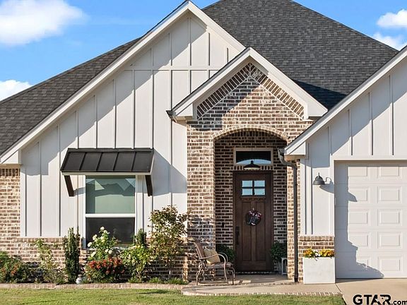 3rd image of 2834 Guinn Farms Rd