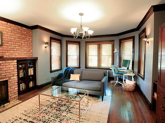 3rd image of 3314 N Oakley Ave #1N