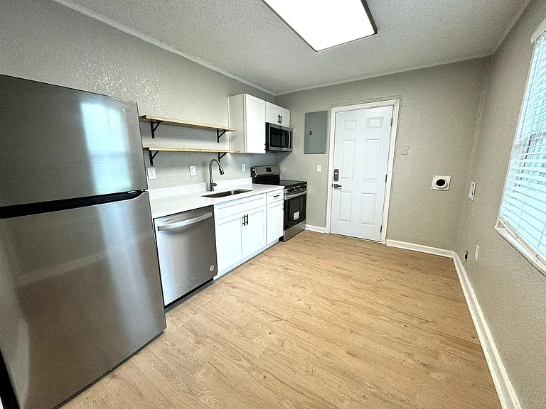 5951 Wilmar Rd — Photo 5
