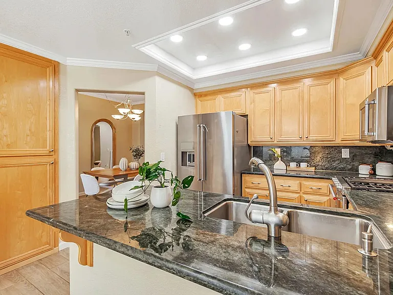 415 Camille Cir #14 — Photo 9