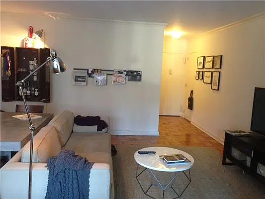 Rented by BARNES New York | media 22