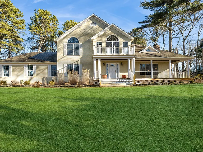 8 Duckwood Ln — Photo 3