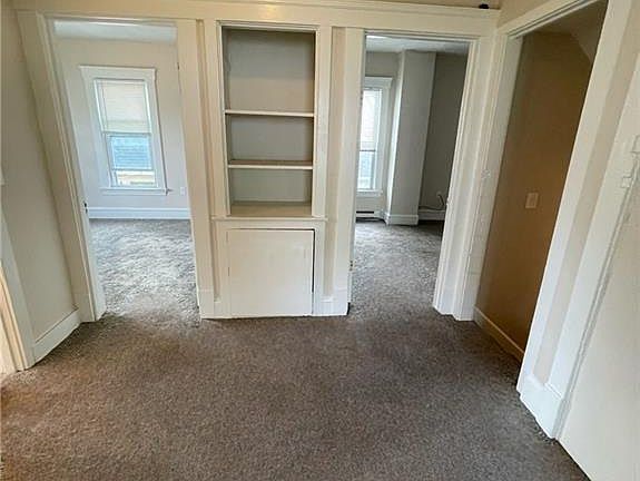 4th image of 168 Lake Ave #2