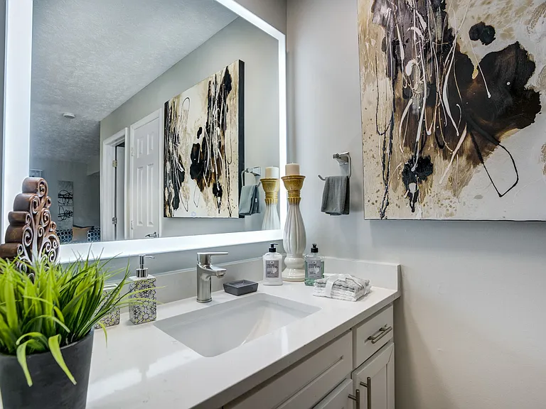 Remington Place — Photo 9