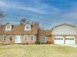 1811 Britton Dr, Phenix City, AL 36870