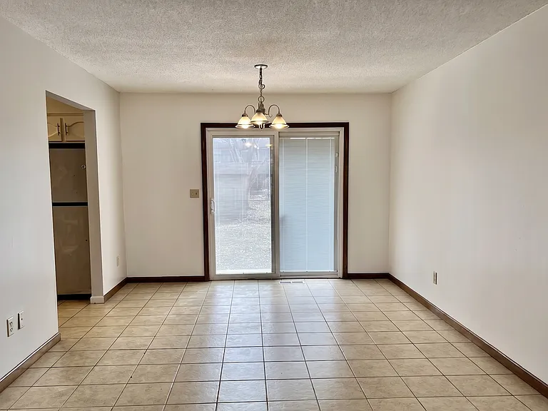 500 SE Sherri Ln — Photo 21