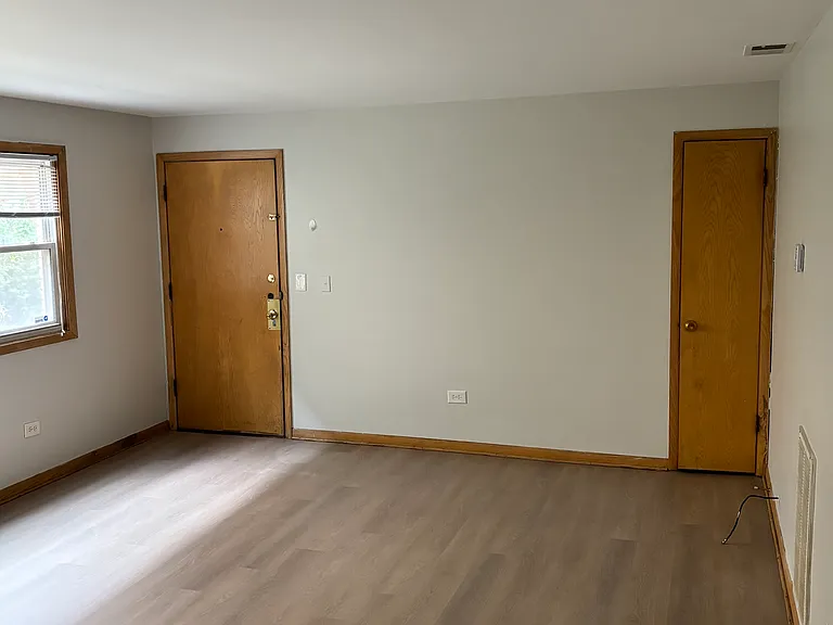 5011 W Diversey Ave #1N — Photo 8