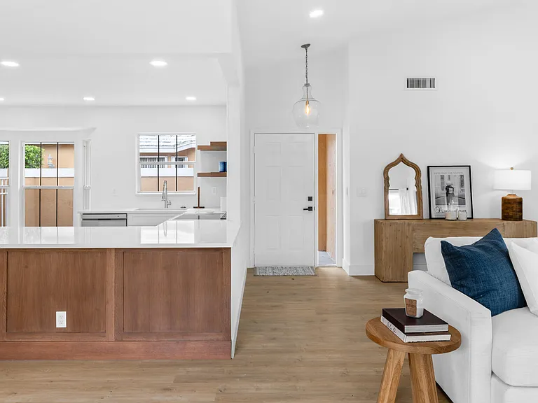 2650 Neaton Ct — Photo 9