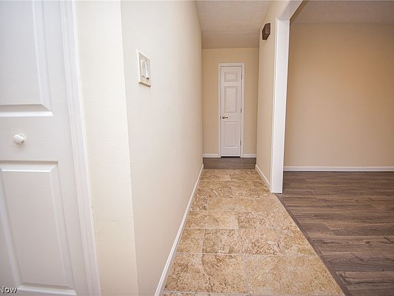 5th image of 3541 Monte Vista Dr