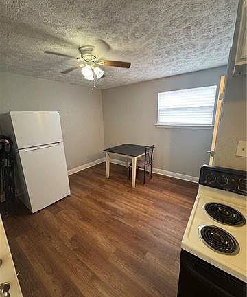 5th image of 6231 Jefferson Hwy APT D