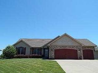 1013 12th Ave SE, Altoona, IA 50009