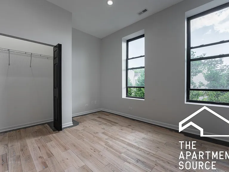 2702 W Thomas St #3 — Photo 22