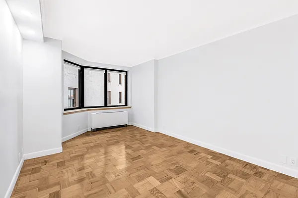 Rented by Sotheby's International Realty | media 20