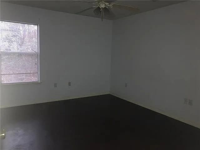 947 N Carnation St — Photo 10