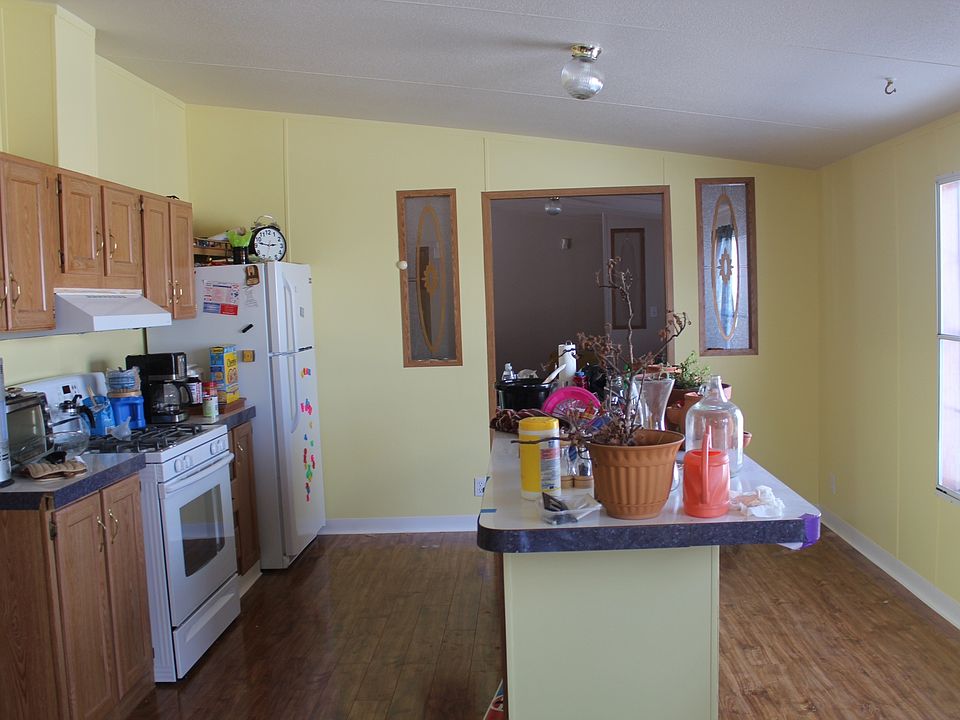 Kitchen, new counters