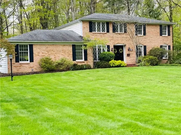 7536 Indian Trl, Poland, OH 44514