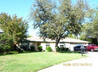 5905 Carolyn Ct, North Richland Hills, TX 76180