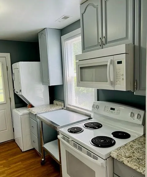 1665 Westhill Rd — Photo 8