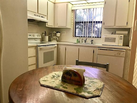 4th image of 10303 W Sunrise Lakes Boulevard #201