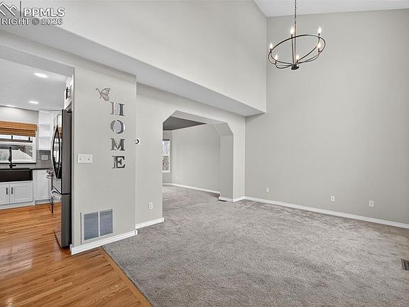5th image of 531 Saber Creek Dr