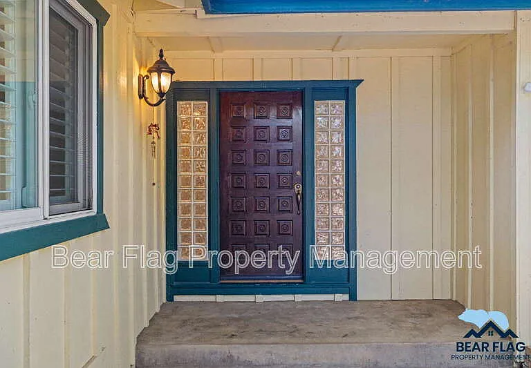 7919 Ridgemont Dr — Photo 6