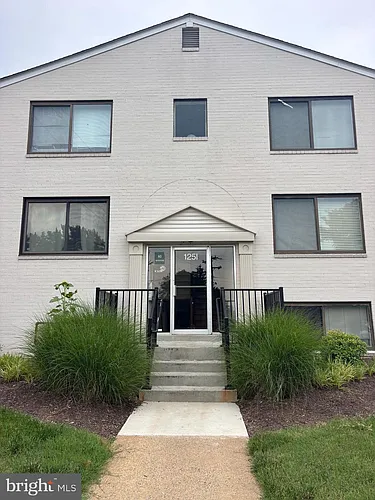 125 Clubhouse Dr SW Photo 1