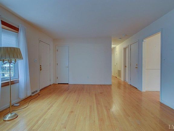 2nd image of 445 Beechwood Dr