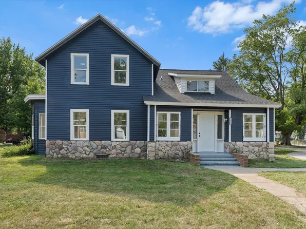 1118 Colfax Ave, Benton Harbor, MI 49022