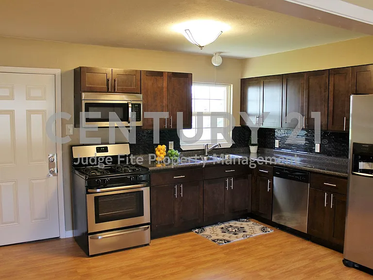 12028 Hoblitzelle Dr — Photo 3