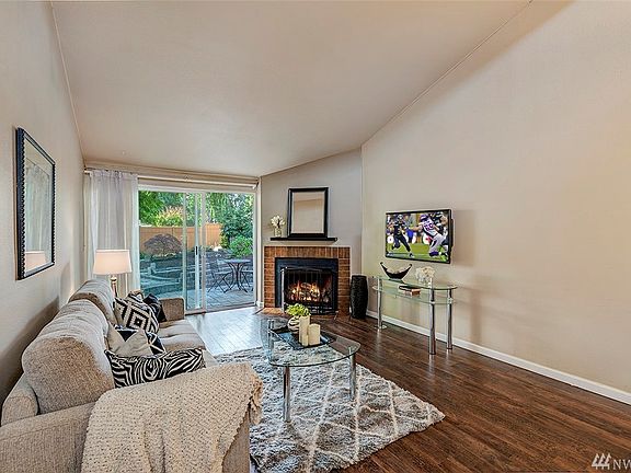 4th image of 666 156th Ave NE