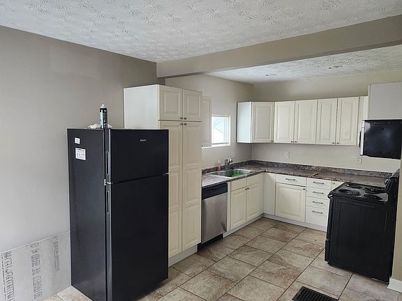2nd image of 1424 Elmdale Dr