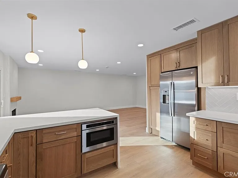 23217 Anza Ave — Photo 12