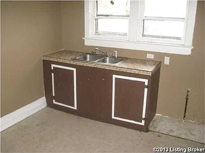 5th image of 249 S 39th St