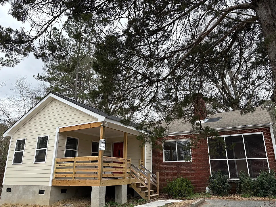 115 Estes Drive Ext