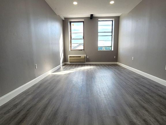 3rd image of 69 Sparta Ave #304