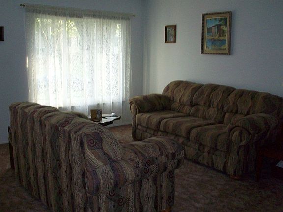3rd image of 2308 Ottawa Dr