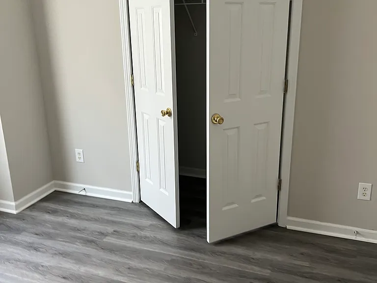 910 Carlton Pointe Ter — Photo 12
